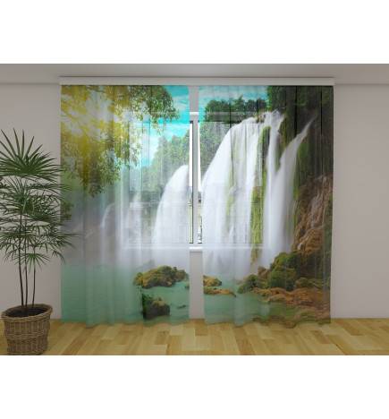 Maßgeschneidertes Zelt – mit Wasserfällen in Vietnam