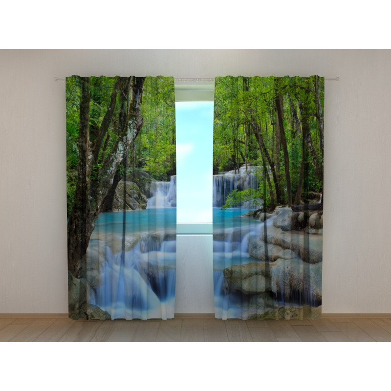 1,00 € Pielāgota telts - Taizemes ūdenskritumi