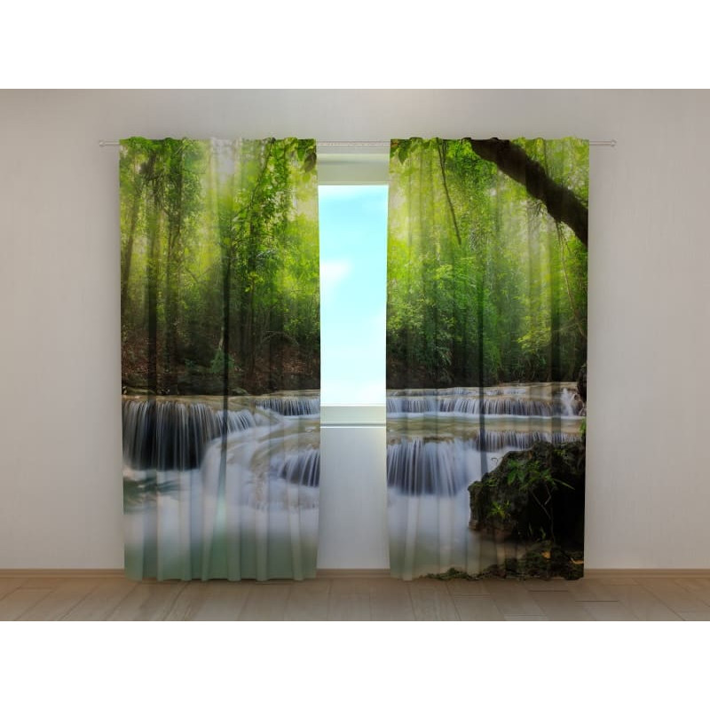 1,00 € Kohandatud telk – tormavate koskedega 1,00 € Kohandatud telk – tormavate koskedega