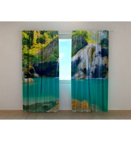 1,00 € Palapinė pagal užsakymą – su kriokliu džiunglėse