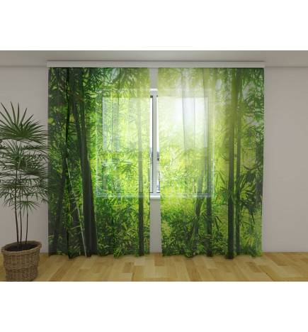 Palapinė pagal užsakymą – su bambuku saulėje