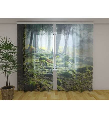 Barraca personalizada – Com pedras na floresta