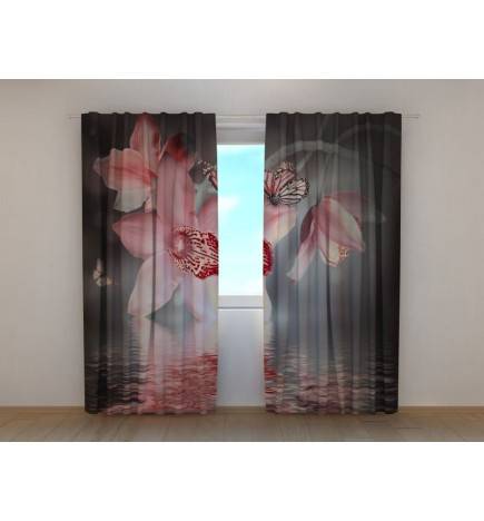 1,00 €Tente personnalisée - avec les fleurs roses sur le ruisseau