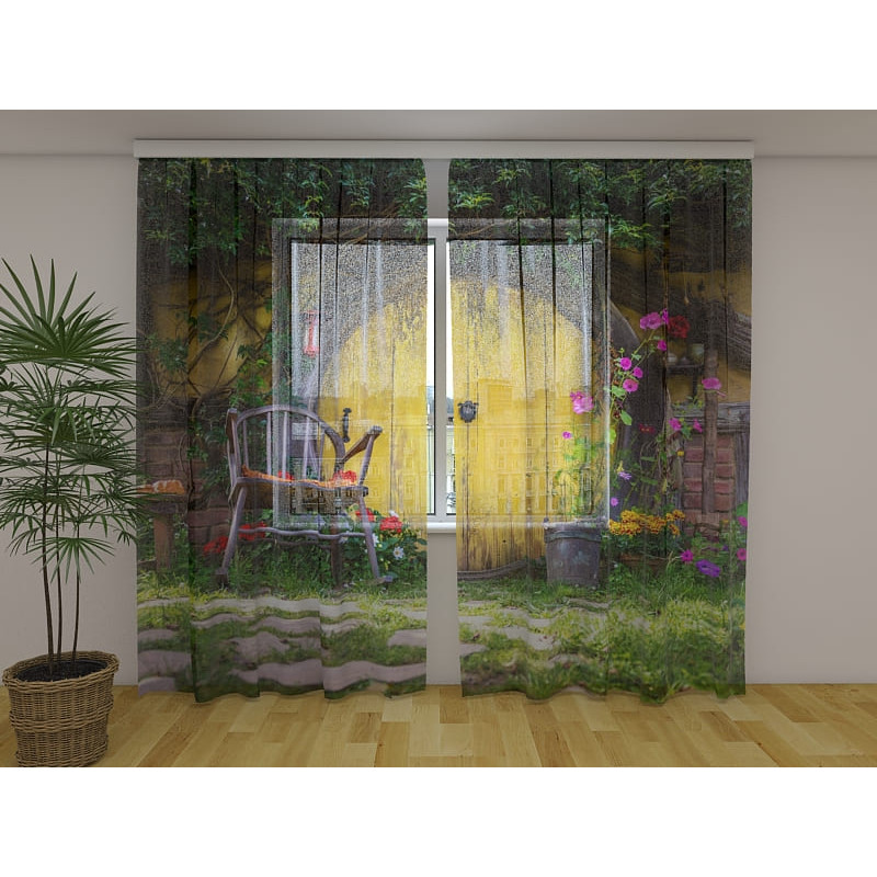 1,00 € Pasūtījuma telts - ar durvīm uz guļbūves