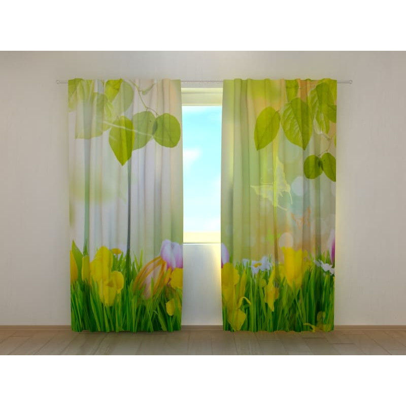 1,00 € Custom curtain - White flowers in the green meadow