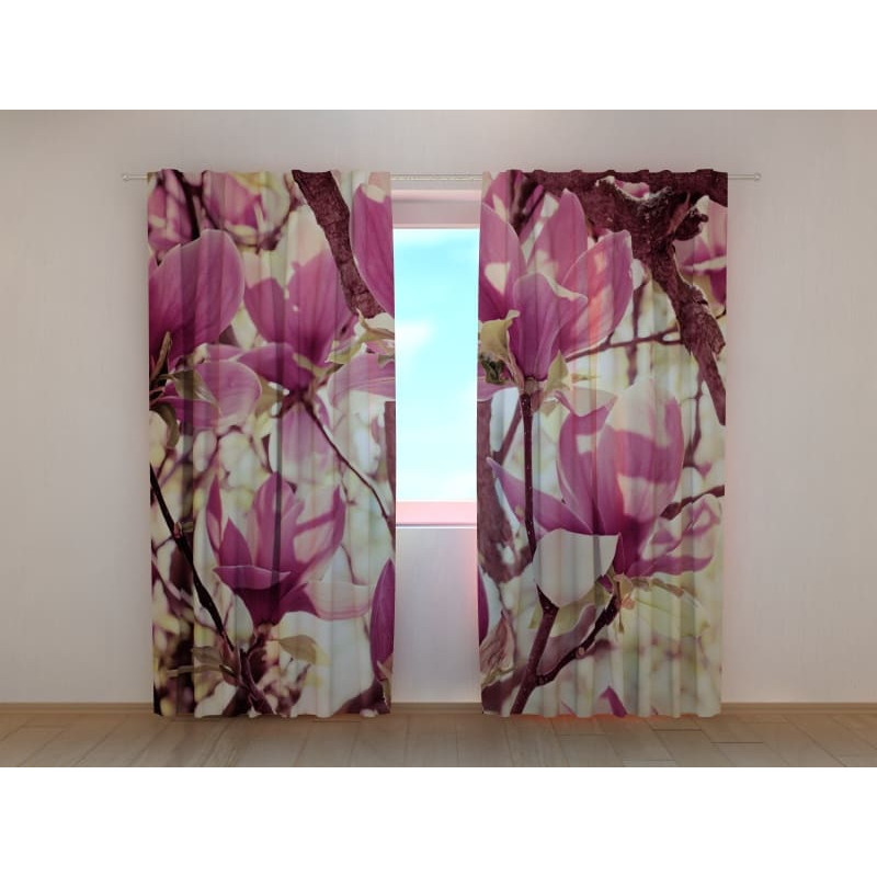 1,00 € Užuolaida pagal užsakymą – žydi magnolijos