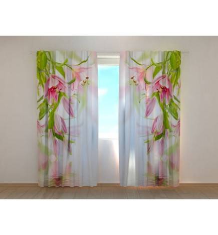 1,00 € Personalized curtain - With colored lilies