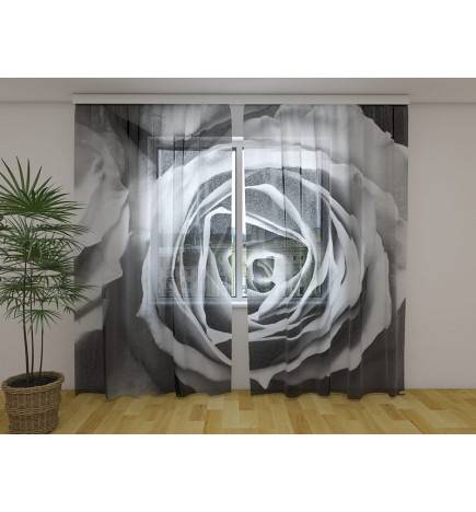 Maßgeschneiderter Vorhang – Die Rose in Schwarz und Weiß