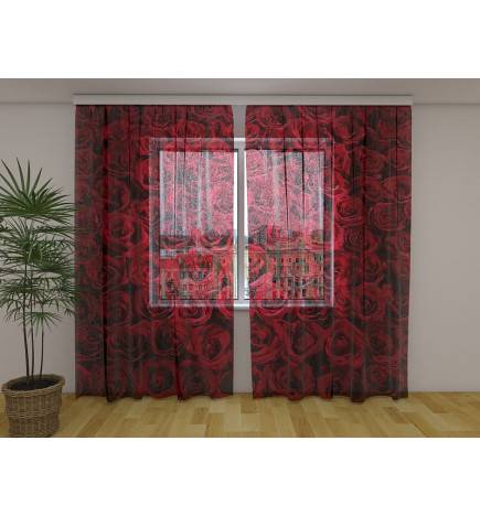 Custom curtain - With lots of red roses