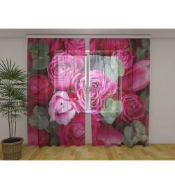 Maßgeschneiderter Vorhang – Die lila und rosa Rosen