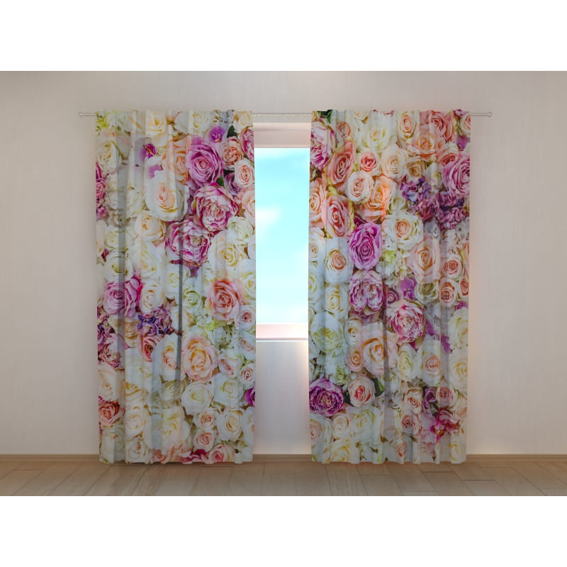 1,00 € Custom Tent - With a Wall of Roses 1,00 € Custom Tent - With a Wall of Roses