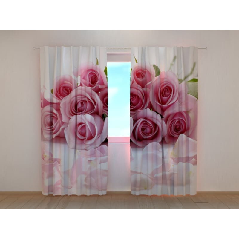 1,00 € Gordijn op maat - Met een boeket elegante rozen