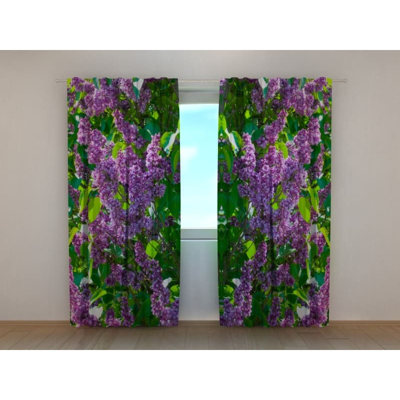 1,00 € Gordijn op maat - Met lila bloemen in het groen