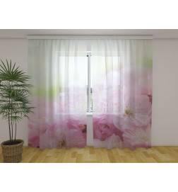 Maßgeschneiderter Vorhang – Mit rosa Kirschblüten