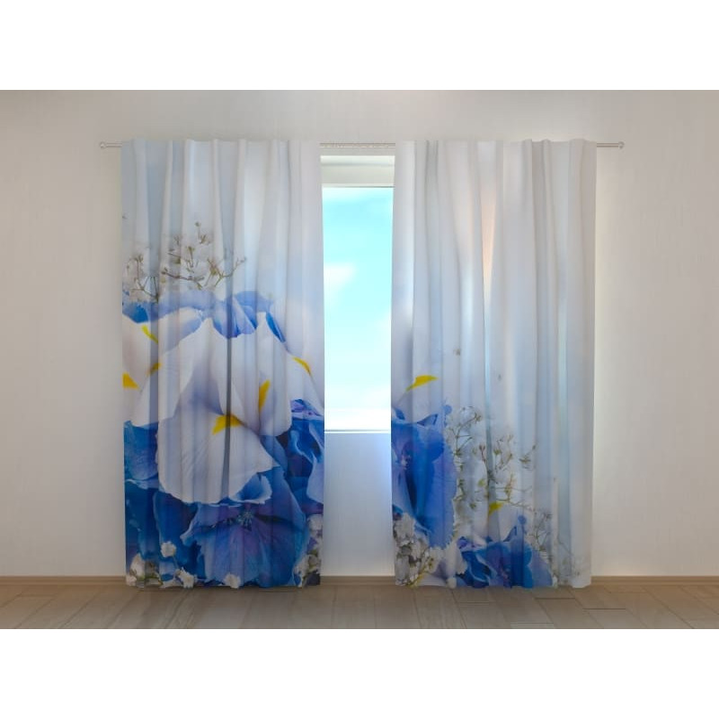 1,00 € Personalized curtain - designer with white and blue flowers