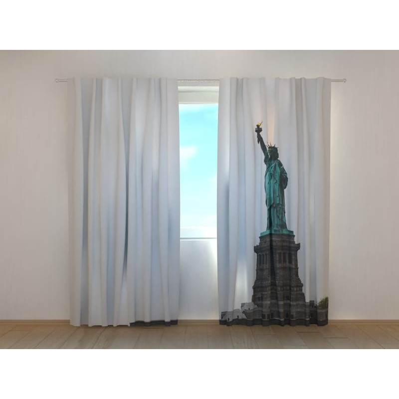 1,00 € Custom Tent - Featuring the Statue of Liberty