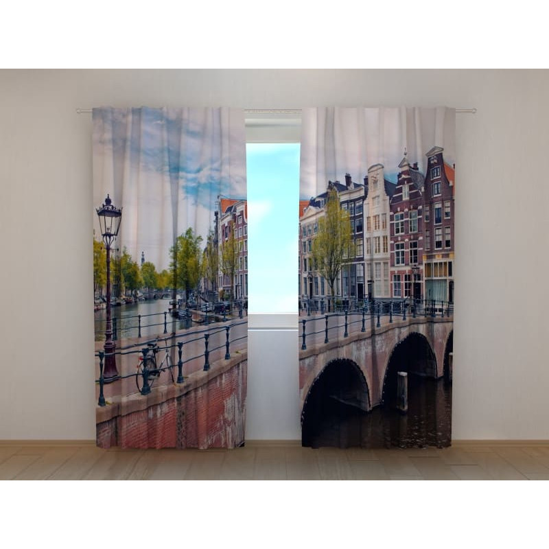 1,00 € Cort personalizat - in Amsterdam - Olanda