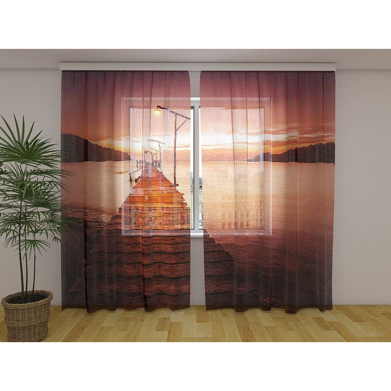 1,00 € Tent op maat - loopbrug over de zee - 's Avonds