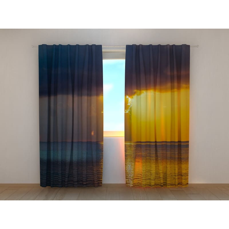 1,00 € Tent op maat - Met de zee voor de storm