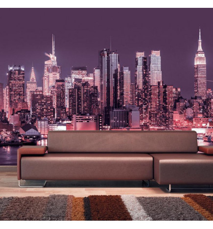 Fotobehang - Purple night over Manhattan - cityscape of New York architecture