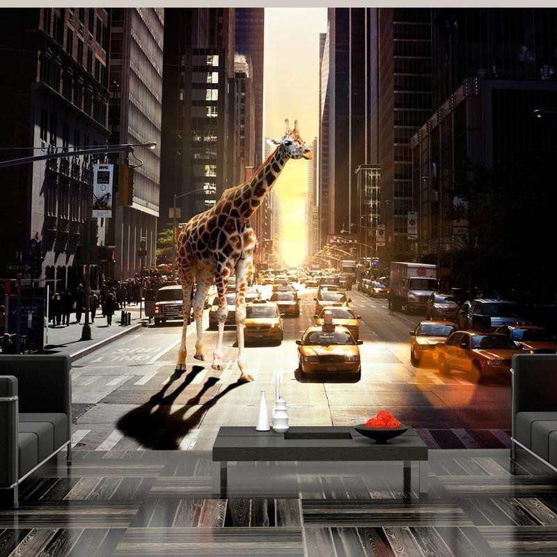 73,00 € Fotobehang - Giraffe in the big city