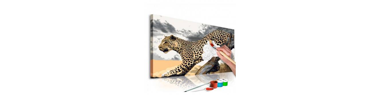 een zelfgemaakt schilderij met een cheetah. Mooi, elegant en wild