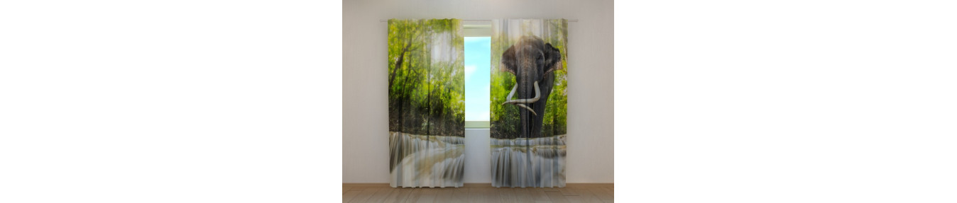 Maßgeschneiderte Vorhänge mit Elefanten. Schön und dreidimensional.