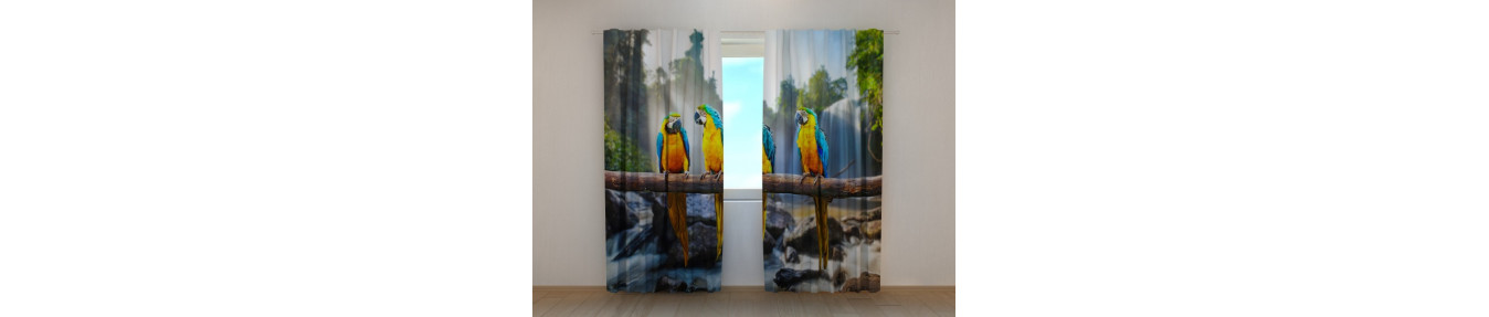 Curtains with peacocks. Three-dimensional curtains with parrots.