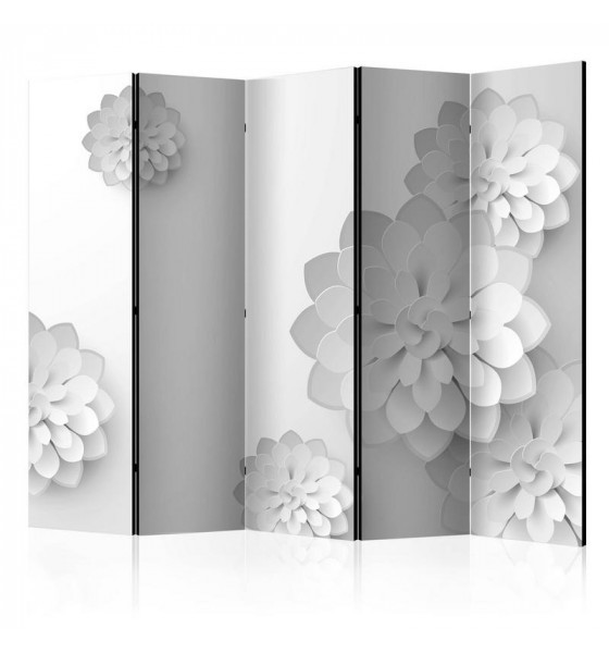 black and white flowers 5 panels