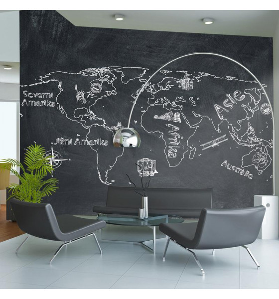 murais de parede com o mapa do mundo em língua checa